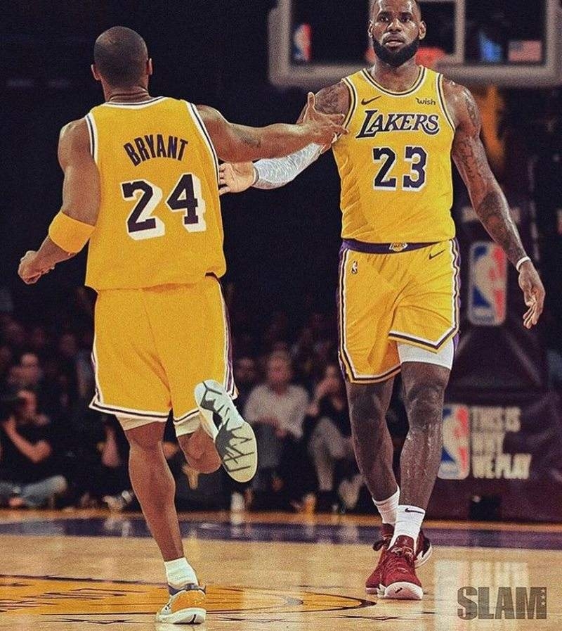 当选对阵巴黎全场最佳，诺伊尔社媒庆祝胜利：团队👊（诺伊尔对阵巴黎当选全场最佳，社媒庆胜发声：团队👊）