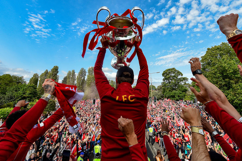 火箭队开启新赛季训练日（火箭队新赛季训练日启幕）