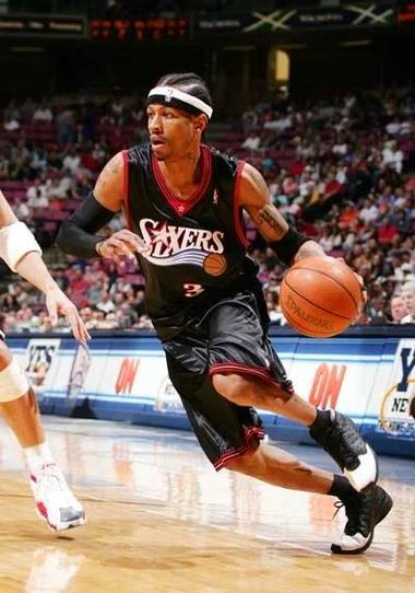 NBA战报：格莱姆斯22分，76人116-101轻取雄鹿（76人116-101力克雄鹿，格莱姆斯贡献22分）