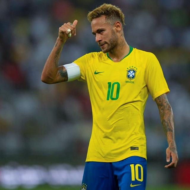 射正率暴跌+机会锐减！TA解析：萨拉赫进攻数据显著下滑（TA解读：萨拉赫进攻表现显著下滑——射门准星跳水、机会产出骤减）