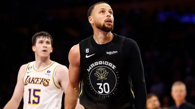 梅开二度助药厂6球大胜海登海姆，19岁中场马扎当选全场最佳（药厂6球横扫海登海姆：梅开二度建功，19岁中场马扎荣膺全场最佳）