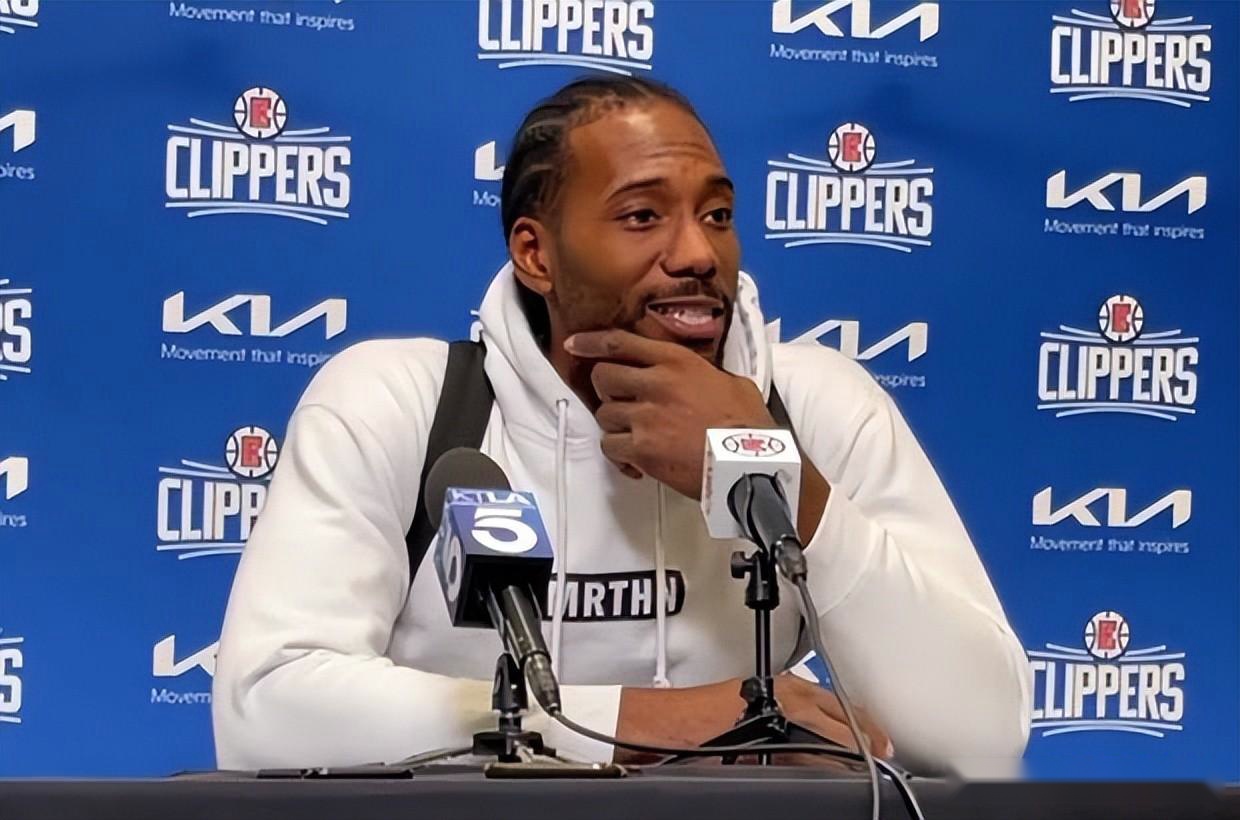 阿莱格里：普利希奇能上但福法纳不行；好奇亚沙里的运动能力（阿莱格里：普利希奇可出场，福法纳将缺席；关注亚沙里的运动能力）